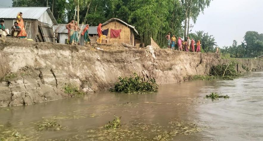 কুড়িগ্রামে কালজানি নদীর ভাঙন আতঙ্কে সীমান্তঘেঁষা দুই গ্রামের মানুষ