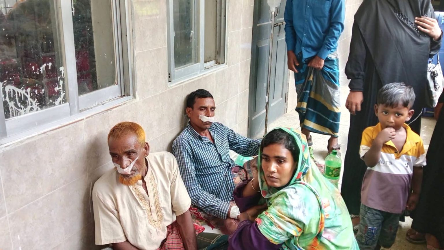 ঝিনাইদহে আধিপত্য বিস্তার নিয়ে দুই পক্ষের সংঘর্ষে আহত ১৬
