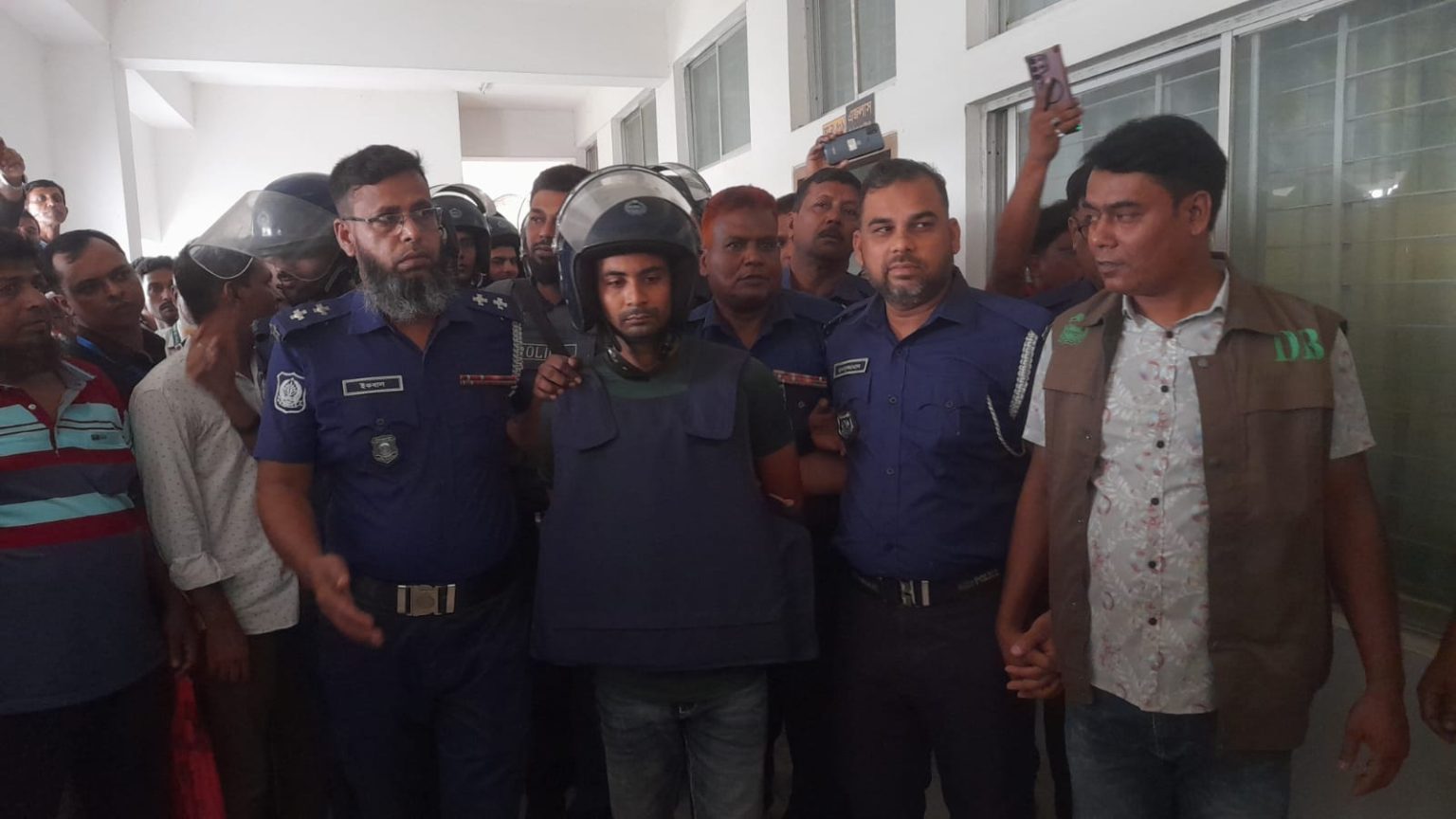 ঝিনাইদহে শিশু তাবাচ্ছুমম ধর্ষণ ও হত্যা মামলায়আসামী আবু তাহেরের মৃত্যুদন্ড দিয়েছে আদালত