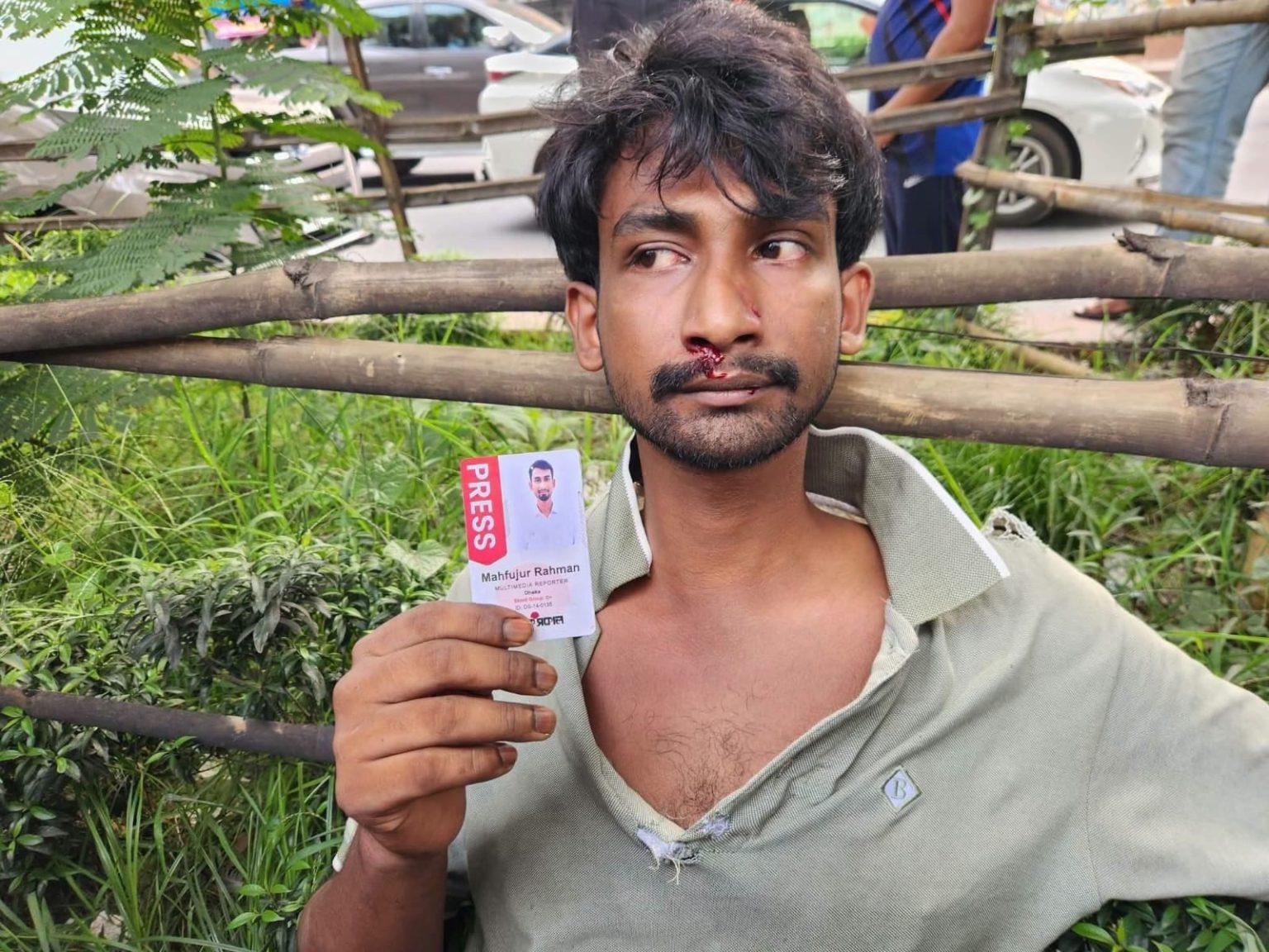 ধানমন্ডি ৩২-এ জামায়াত-শিবিরের হাতে সাংবাদিক লাঞ্ছিত, গণমাধ্যমে তীব্র নিন্দা