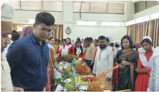 পাবনা,চাটমোহরে তিন দিনব্যাপি ফল মেলা উদ্বোধন।
