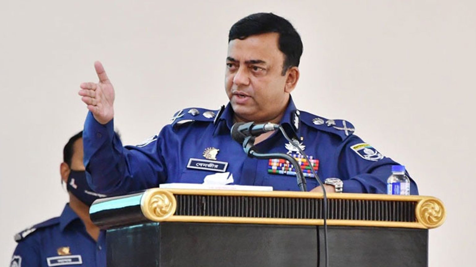 দুবাইয়ে গ্রেফতার সাবেক আইজিপি বেনজীর আহমেদ, ইন্টারপোলের সহায়তায় অভিযান