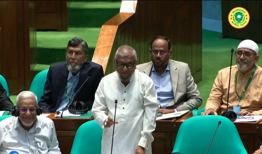 দক্ষ জনশক্তি গড়ে তুলে নতুন শ্রমবাজার সম্প্রসারণে কাজ করছে সরকার : প্রবাসী কল্যাণমন্ত্রী