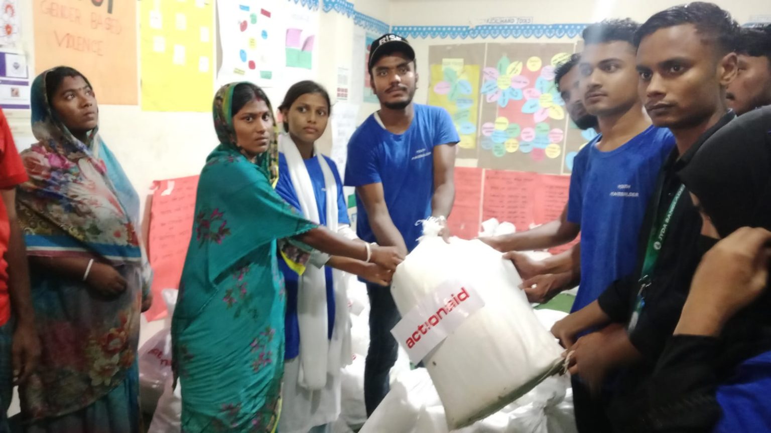 টেকনাফে আকস্মিক বন্যায় ৩৮০ ক্ষতিগ্রস্ত পরিবারের জন্য জরুরি সহায়তা শুরু
