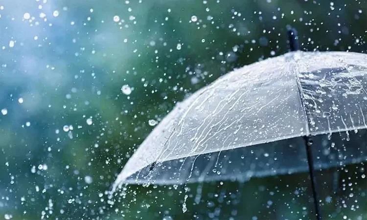 মাঝারী ধরনের ভারী থেকে অতি ভারী বর্ষণের শঙ্কা