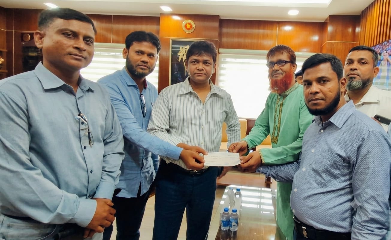 বন্যার্তদের পাশে গাজীপুর জেলা রিপোর্টার্স ফোরাম, প্রধানমন্ত্রীর ত্রাণ তহবিলে অনুদান