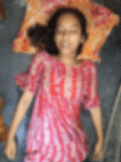পার্বতীপুরে একই ঘর থেকে মা-মেয়ের ঝুলন্ত মরদেহ উদ্ধার