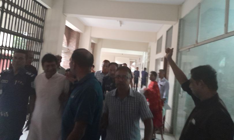 দিনাজপুর পৌরসভার সাবেক প্যানেল মেয়র গ্রেফতার
