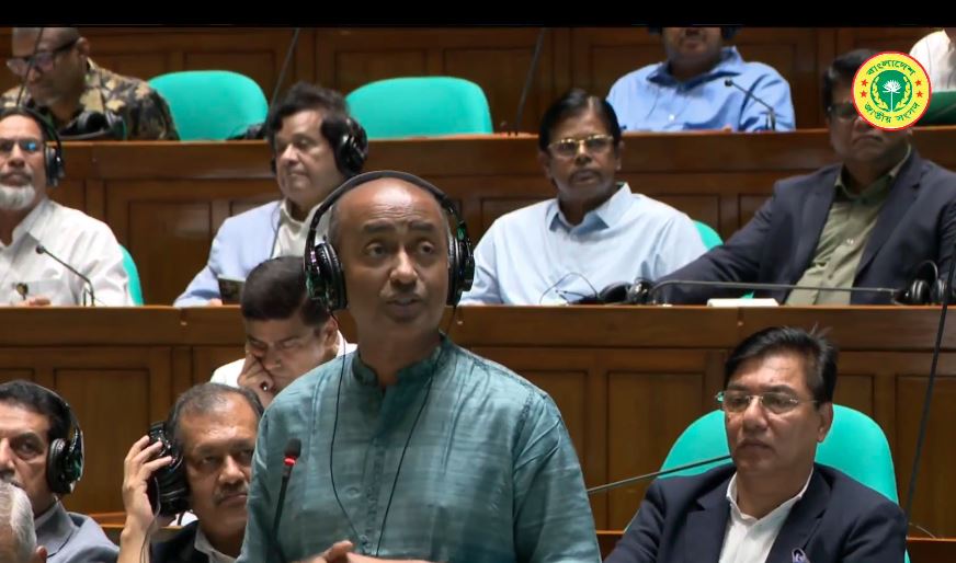 যাচাই-বাছাই করে রাজনৈতিক মামলা প্রত্যাহার করা হচ্ছে : আইনমন্ত্রী