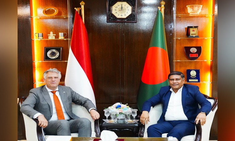 প্রধানমন্ত্রীর প্রতিরক্ষা উপদেষ্টার সঙ্গে নেদারল্যান্ডসের রাষ্ট্রদূতের সৌজন্য সাক্ষাৎ