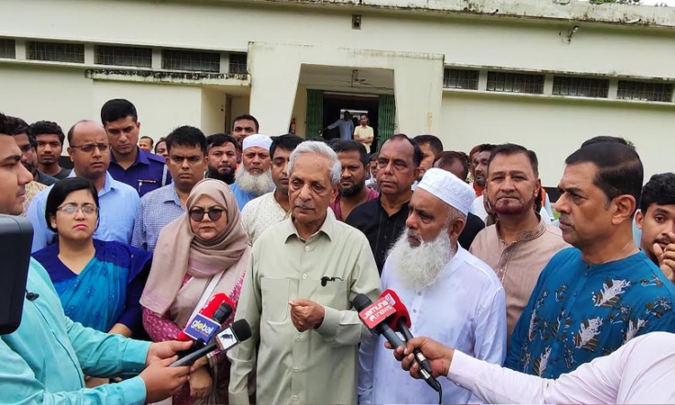 শিগগিরই খুলে দেওয়া হবে জুলাই স্মৃতি জাদুঘর: সংস্কৃতিমন্ত্রী