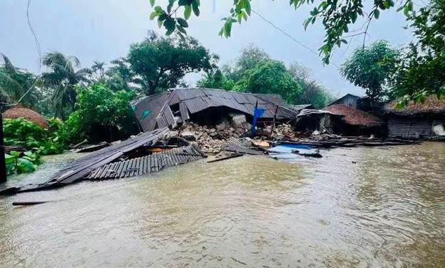 বন্যা পরিস্থিতি মোকাবিলায় স্বাস্থ্য অধিদপ্তরের জরুরি নির্দেশনা