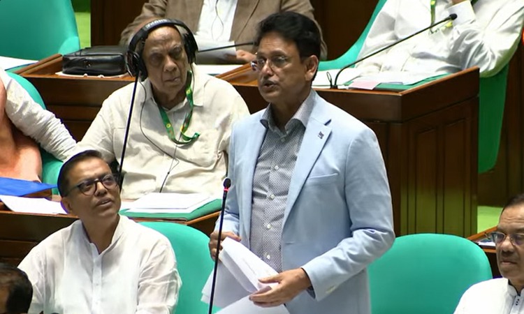 প্রতিকূল আবহাওয়ায় অনুপস্থিত এইচএসসি পরীক্ষার্থীরা বিশেষ সুযোগ পাবেন: শিক্ষামন্ত্রী