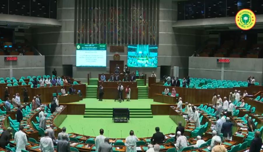 পাট ও পাটজাত পণ্যের বাজার সম্প্রসারণে সরকার ব্যাপক পদক্ষেপ নিয়েছে : পাটমন্ত্রী
