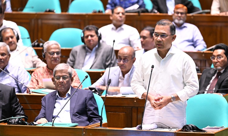 চট্টগ্রাম বন্দরের কাজে জড়িত দুর্নীতিবাজদের ছাড় নেই : প্রধানমন্ত্রী