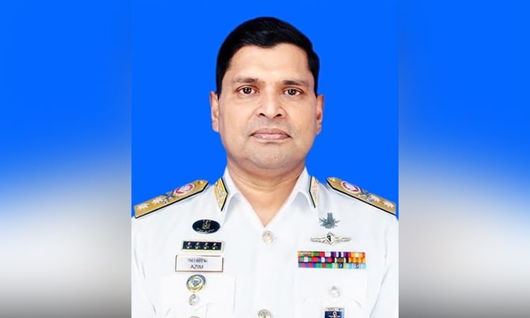নৌবাহিনী প্রধান হলেন রিয়ার এডমিরাল খোন্দকার মিসবাহ উল আজীম