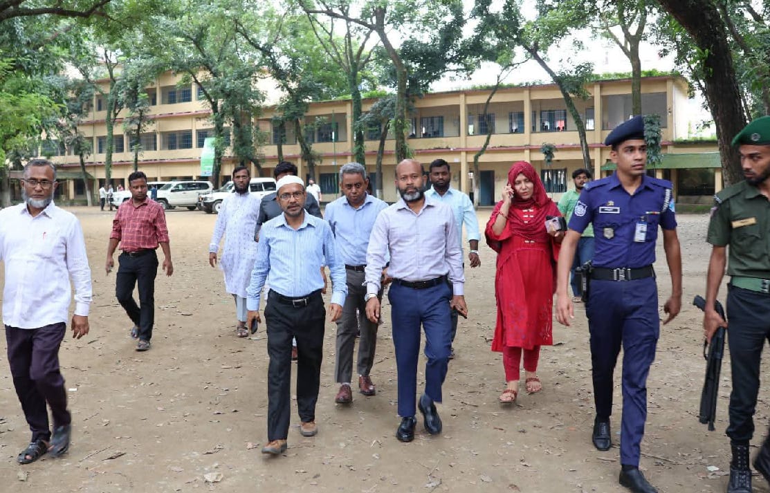 শিক্ষার্থীদের সাথে উৎসবমুখর পরিবেশে ব্রাহ্মণবাড়িয়া জেলায় বইপড়া কর্মসূচির শুভসূচনা