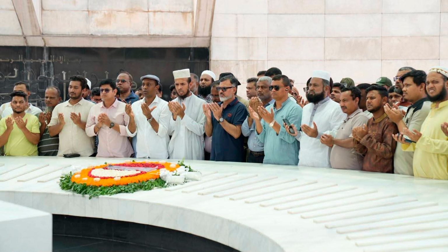 খালেদা জিয়ার ৮২তম জন্মবার্ষিকীতে ডিএনসিসির বিনম্র শ্রদ্ধা