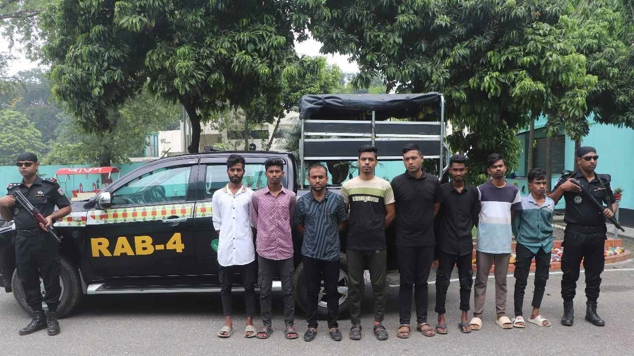 কিশোর গ্যাং ‘আলামিন গ্রুপে’র লিডারসহ গ্রেপ্তার ৮