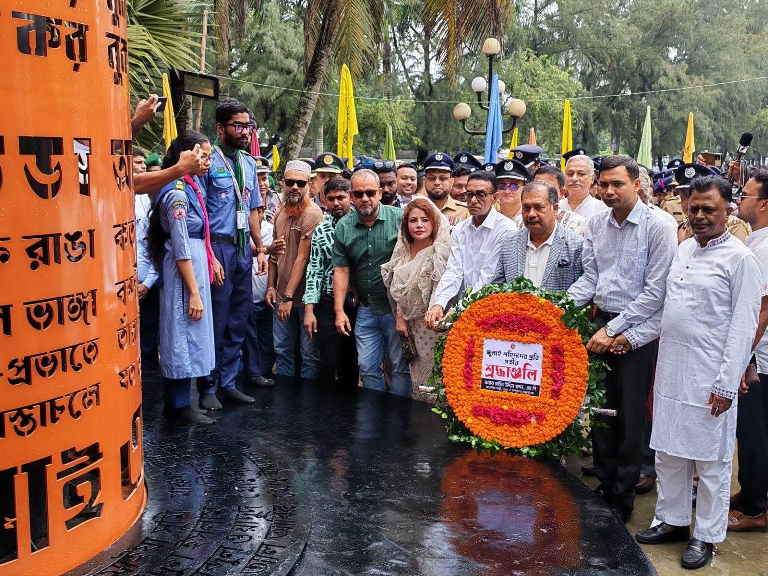 অর্জিত গণতন্ত্রকে প্রাতিষ্ঠানিক রূপ দিতে সরকার দৃঢ়প্রতিজ্ঞ : তথ্যমন্ত্রী